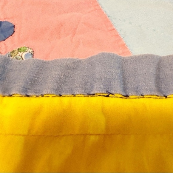 Vtg Hand Crafted Bright Primary Color Quilt Elephants Noah’s Ark Hand Appliqué - Picture 11 of 15